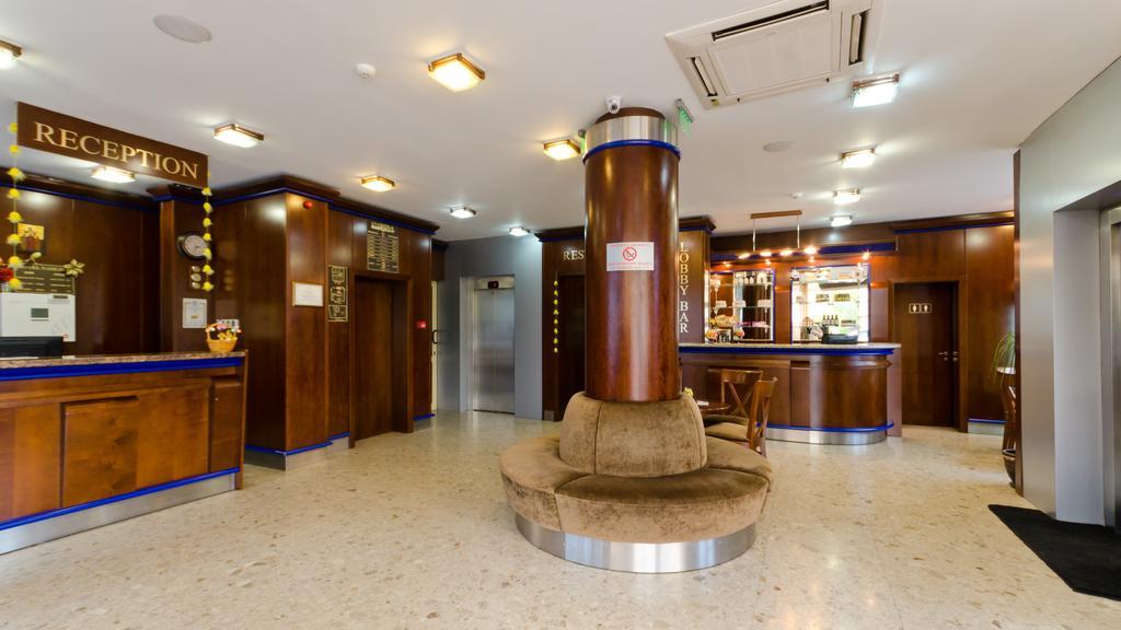 Nadejda Hotel София Экстерьер фото